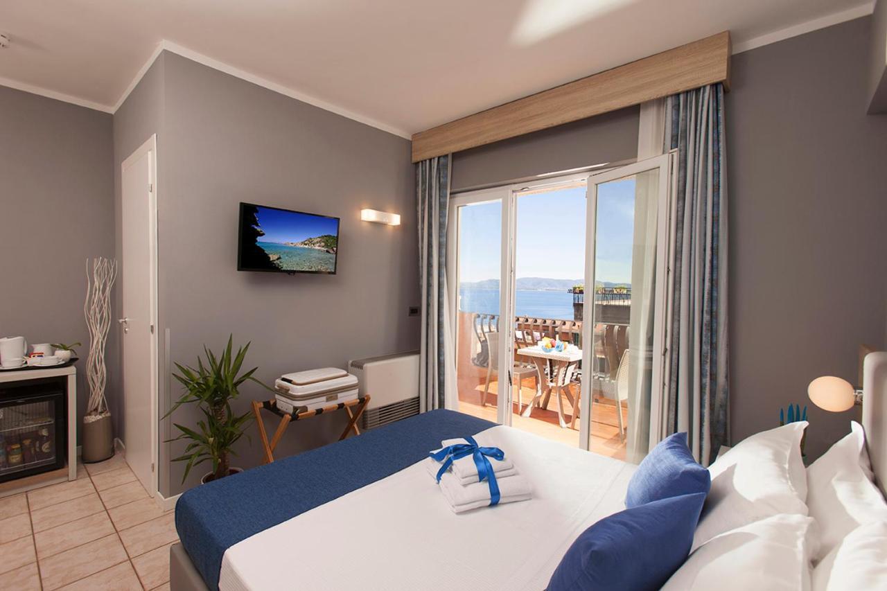 Bike&Boat Argentario Hotel Porto Santo Stefano  Zewnętrze zdjęcie