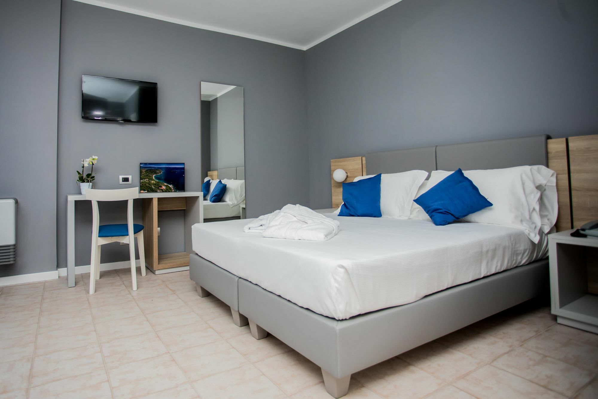 Bike&Boat Argentario Hotel Porto Santo Stefano  Zewnętrze zdjęcie
